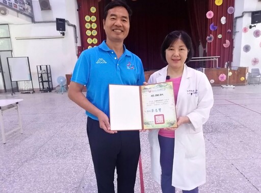 信賴眼科過溝義診免費送眼鏡 觀察發現鄉下學童近視率比市區高