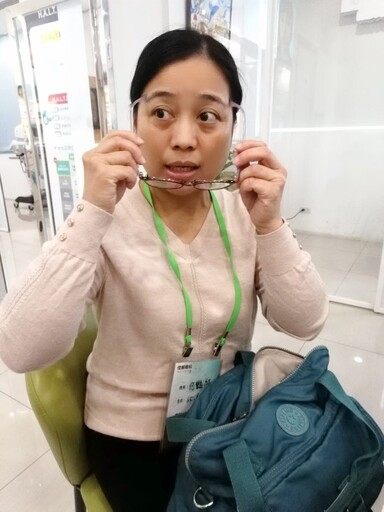 曾近視雷射護理師老花欲再手術 信賴眼科技術本位 精準切削幫忙回春