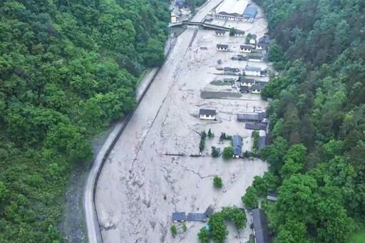 影音/怒江暴雨房屋橋樑沖毀 中國南方今年入汛最嚴峻強降雨挑戰