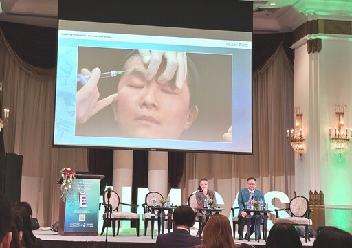 藝群集團王正坤醫師參加泰國曼谷世界美容醫學大會 韌帶拉提成為醫美新趨勢