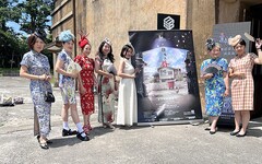 轉角眷到旗袍 鳳飛飛鐵粉重聚