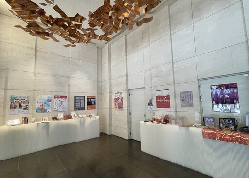 高科大文創系攜手旅店 設計展導覽高雄文化風景