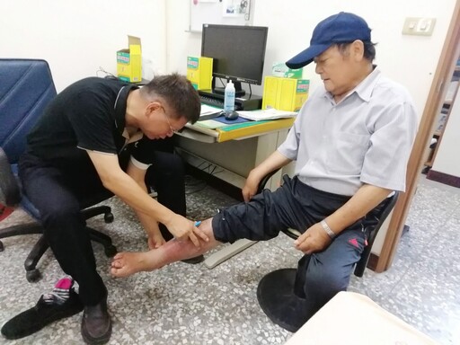 阿里山聯合義診發現眼科罕見病例 嘉縣衛生局巡迴村落提供醫療服務