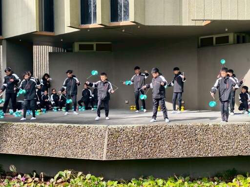 東華附小學子赴紐西蘭交流 扯鈴與體育圓滿了國民外交