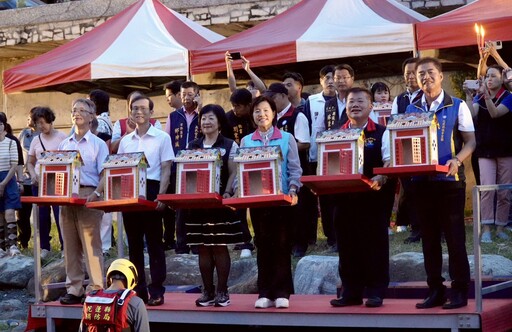 花蓮義民節放水燈 祈義民爺保佑鄉親