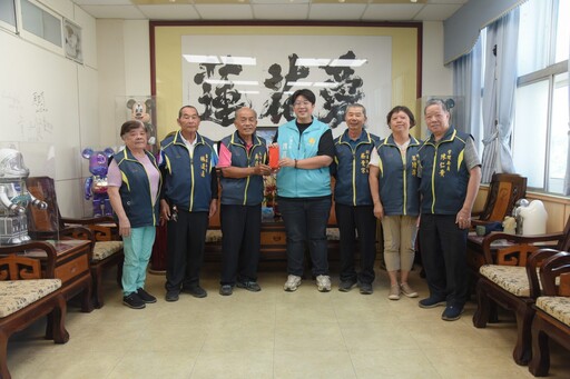 延平王廟捐贈六萬元慈愛基金 魏嘉彥感謝關愛弱勢善舉