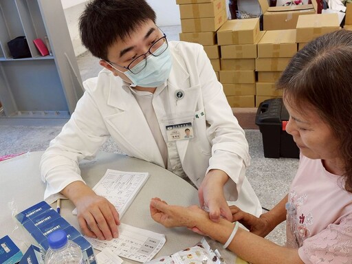 花蓮慈院醫療隊進駐光復鄉 中西醫合併療癒身心