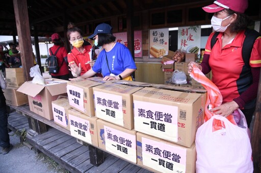 因應連假湧入志工群與災民需求 花縣府添購2.5萬份愛心便當
