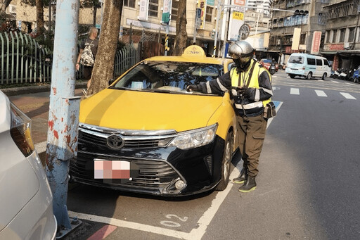 駕駛人注意 新北三大連假路邊停車格收費異動 商圈假日車格仍要繳費