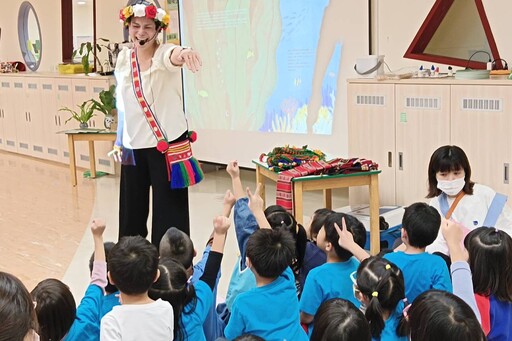 新北原民局推廣族語 《Lokot鳥巢蕨》海岸阿美語版繪本登場 孩子們在笑聲中親近文化