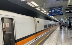 鳳凰颱風來襲 雙鐵列車異動一次看