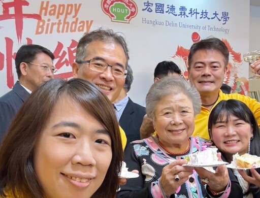 鏟子超人與冠軍阿嬤 宏國德霖科大花蓮光復救災受讚揚