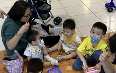 七星區居家托育中心辦市集 親子闖關結合環保教育 保母提供育兒指導