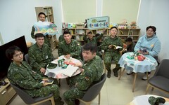 花蓮市圖推動軍中閱讀 為官兵注入書香能量