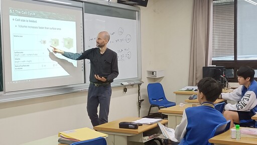 影音/客製化課程 聯合國際實驗教育機構UEIS獨步全臺