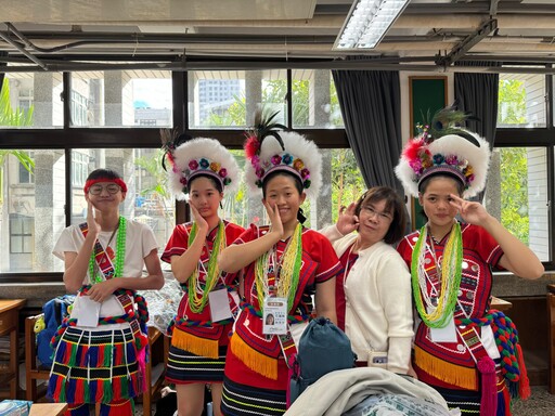 114全國語文競賽團體賽讀者劇場 花蓮勇奪4項特優