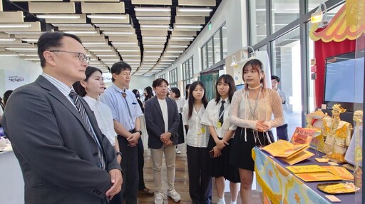 雲科設計學院大四畢業聯展 紙向性開幕式