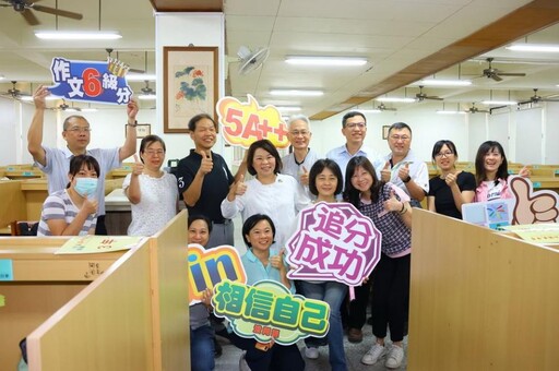 114年國中教育會考登場 黃敏惠市長巡視考場為考生加油打氣