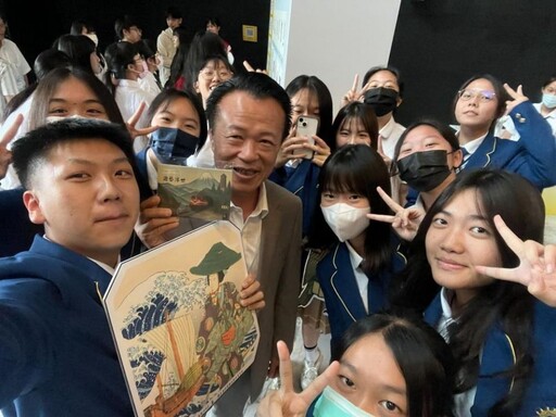 國立嘉科實中參與故宮南院特展 展現數位藝術創作力