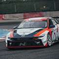Hyundai & KMSA N崔會長以Avante N在TCR麗寶賽道創下1分46秒單圈紀錄