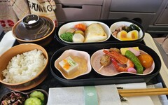 終結「機餐盲盒」華航預選系統 米其林聯名菜色圖鑑曝光搶先看！