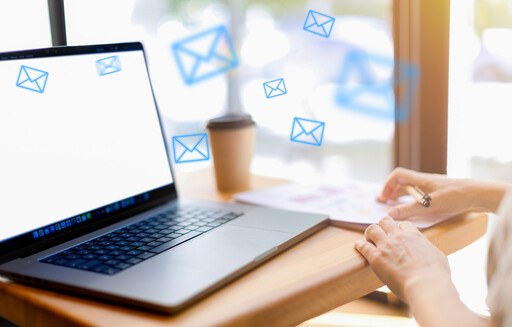 別再問IDK是什麼!16個常用英文口語縮寫 網路聊天不卡關