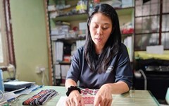 從針線到文化力量 陳怡君用十字繡帶回西拉雅族的根