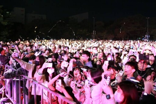 臺南首創雙主場跨年晚會 新營南瀛綠都心3萬人迎2024