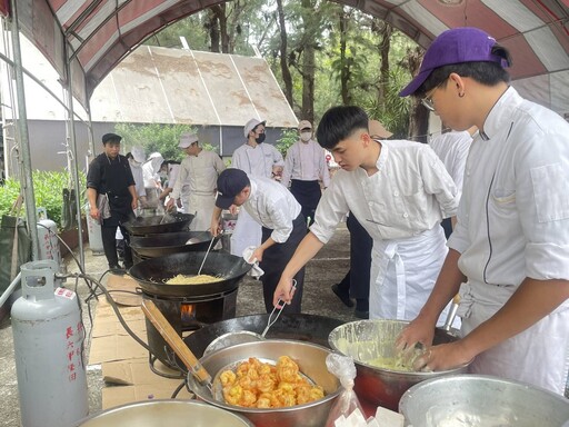 送愛到瑞復 嘉藥餐旅系發揮所長公益義煮