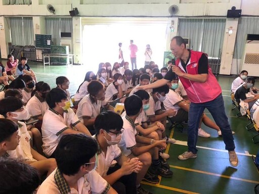 台南就業與學校合作 邀職場達人 助國中生探索職涯起點