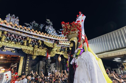 「福門大開」揭幕 為期一個月「2024竹塹中元城隍祭」開跑！