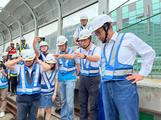 捷運環狀線復原工程第一跨鋼箱梁啟動頂昇復位 力拚年底全線復駛