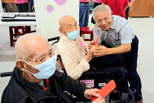 佛教善緣慈善會關懷臺南榮家百齡人瑞暨逾90歲耈老