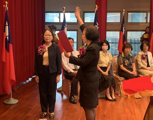 梁麗妍掌舵 臺南郵局首位女局長