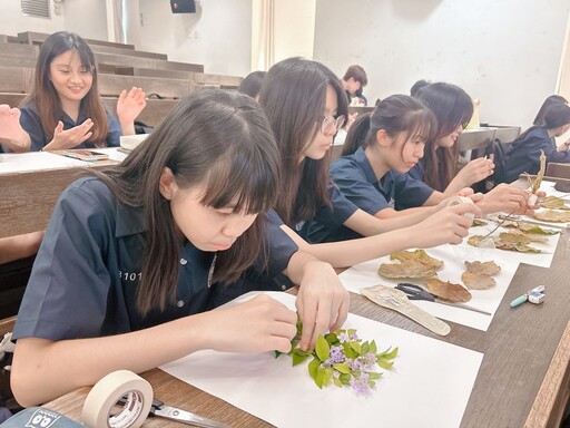 華盛頓中學參訪實踐大學 立定志向 成為最閃亮的星