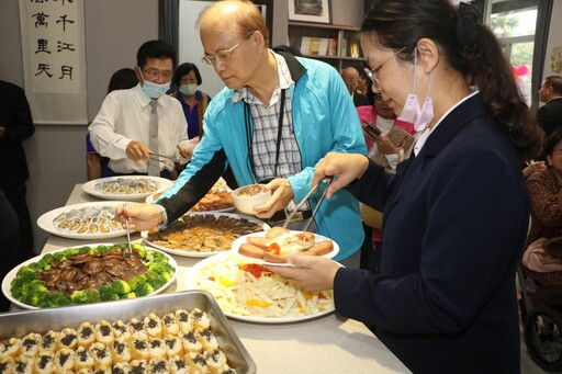 新北市達成佈建600處據點目標 崇德光慧社區照顧關懷據點揭牌