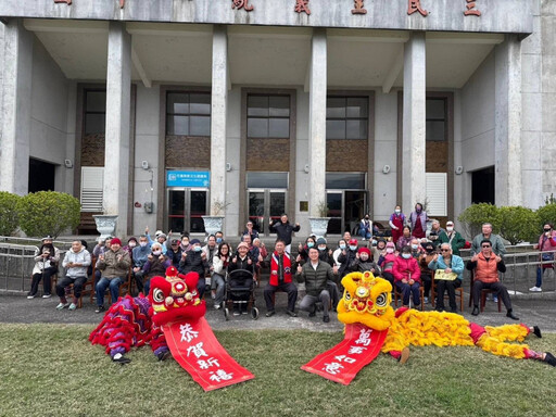 花蓮榮家賀歲添喜氣 祥獅獻瑞迎小龍年