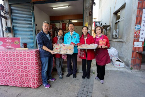 陳福海小年夜走訪傳統市場 關心民生需求優化市場環境