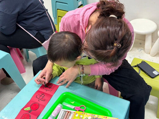 臺南市親子悠遊館及兒童福利服務中心過年活動熱滾滾 陪伴小朋友開心過新年