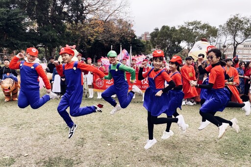 竹塹城元宵情人節首場快閃2/8新竹遠百勁舞演出 走街祈福2/12盛大登場