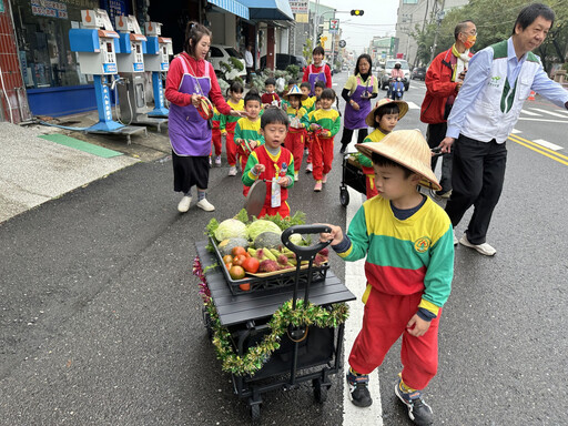 育仁幼園響應北台南家扶無窮世代義賣 齊助弱勢學童