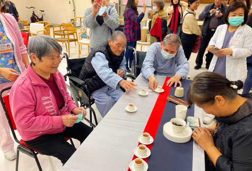 嘉義榮院護理之家藝術與茶飄香！打造榮民眷住民長輩人文幸福居