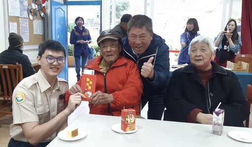 花蓮榮家歡送替代役許淵聖 受住民肯定獲贈紅包感謝