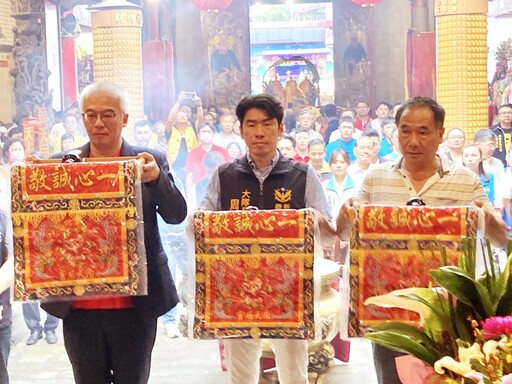 內天后宮恭祝天上聖母聖誕千秋 竹市府、新竹遠百、竹郵等參香祝壽