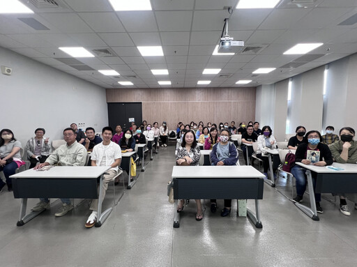 臺南市鹽埕圖書館「微光講堂」 九場講座點亮閱讀與生活的微光