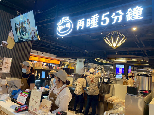 屏東太平洋母親節強檔回饋 天天滿仟送佰 週週聯名來店禮 首7日滿3萬再贈600