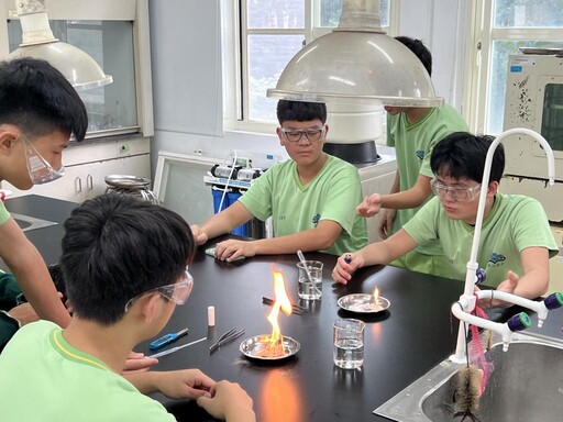 新北市推動深度學習成果發布 五年有成展現教育創新典範！