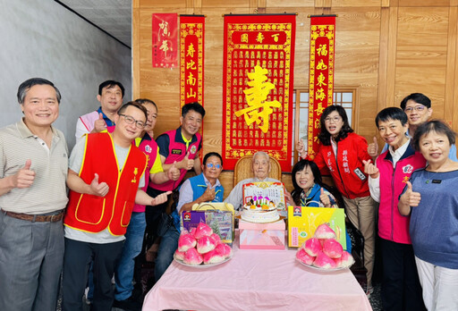 苗栗榮服處聯袂社團溫馨祝壽 百歲榮民李爺爺紀壽