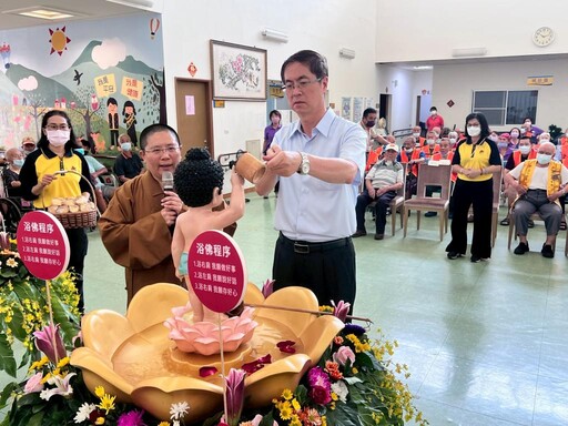 屏東榮家浴佛感恩祈福法會 法喜自在