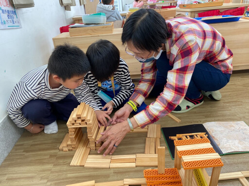 南市優良教保機構與人員 樹立幼教標竿